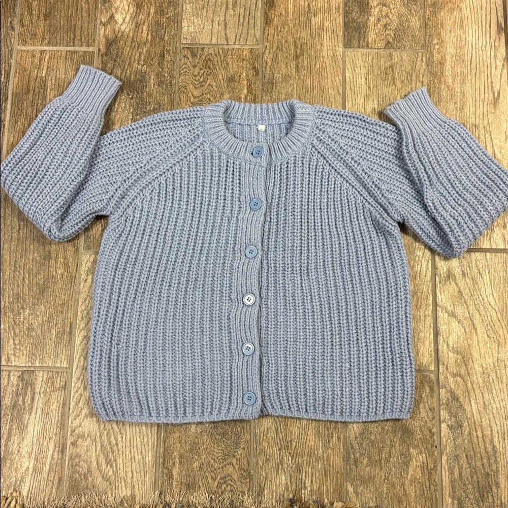 Amazon Chunky Knit Cardigan Sweater Small